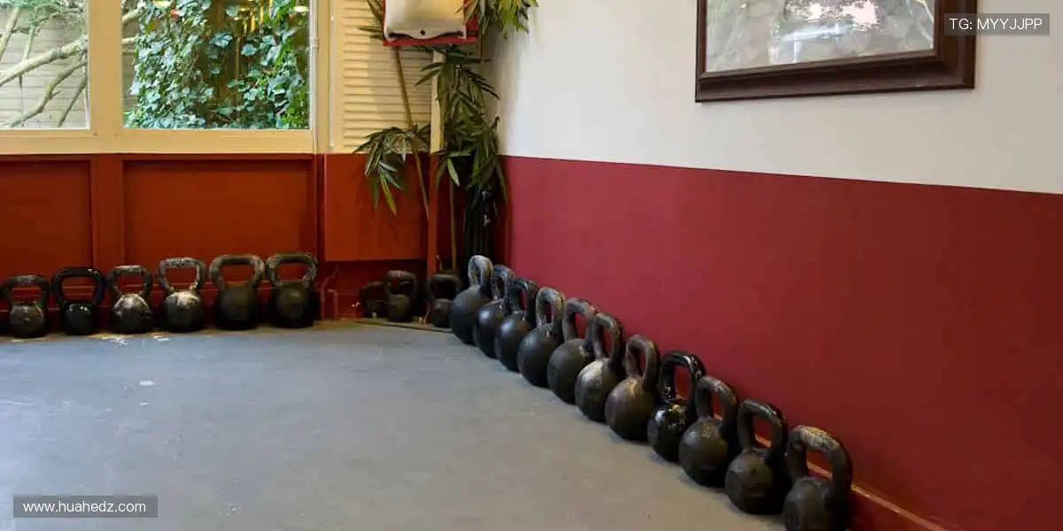 ⏯️多屏互动实时竞猜，做赛场上的隐形战术大师！💬